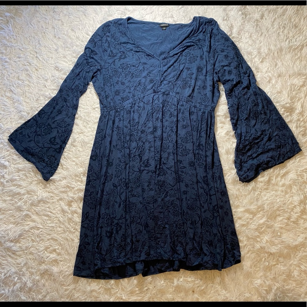 TORRID Size 2 Bell Sleeve Blue Dress